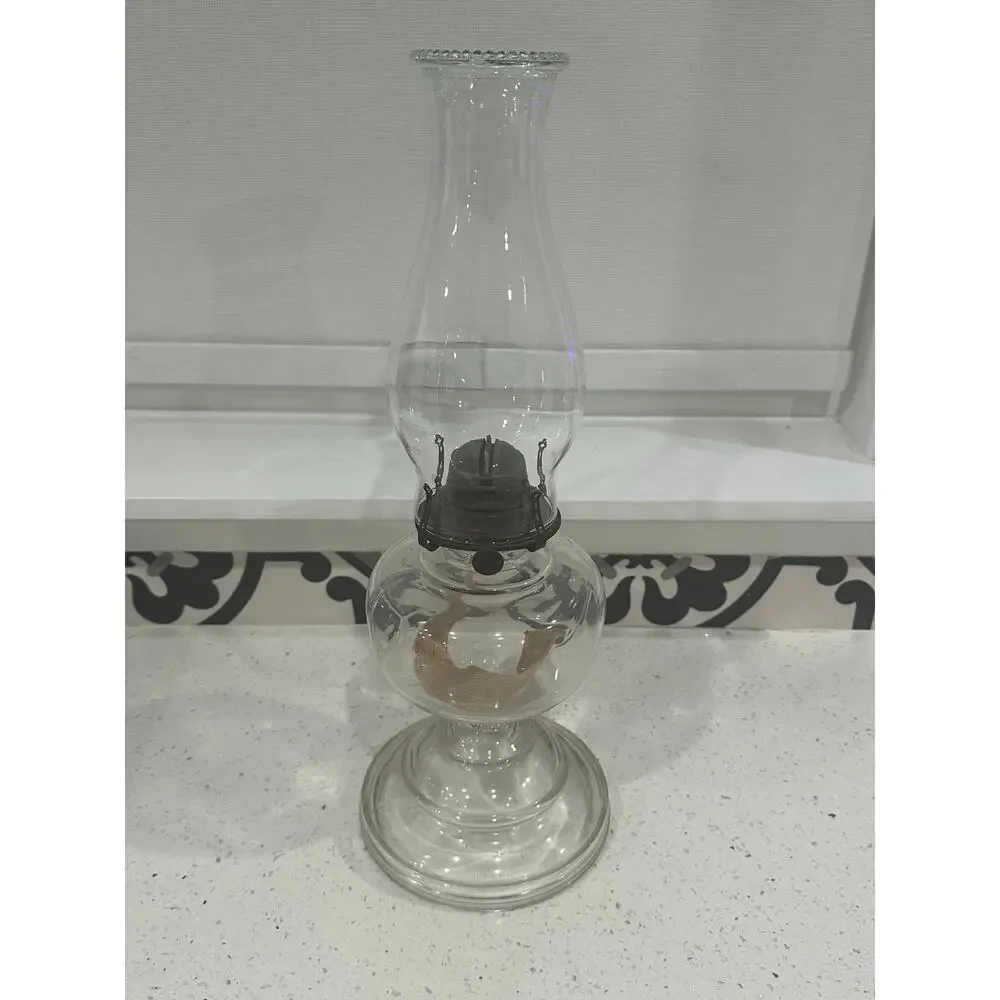 Vintage Kerosene Oil Hurricane Lamp with decorative glass lamp shade